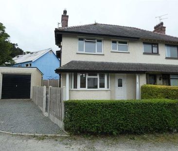 Fron Park Avenue, Llanfairfechan, Conwy, LL33 - Photo 2