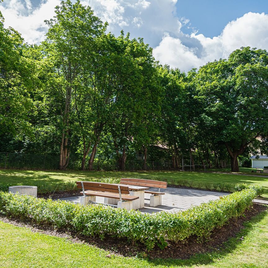 Rosenhällsgatan 5 b - Foto 1