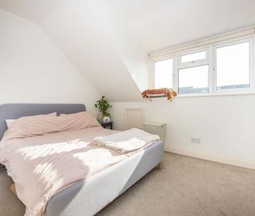 3 bedroom flat to rent - Photo 5