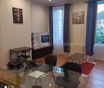 Appartement de 50 m² à Saint-Etienne - Photo 2