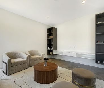 Luxury 4 Bedroom home in quiet Ermington pocket - Photo 2