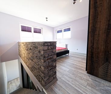 2 pokoje na 2 poziomach z 2 balkonami i garażem - Фото 5