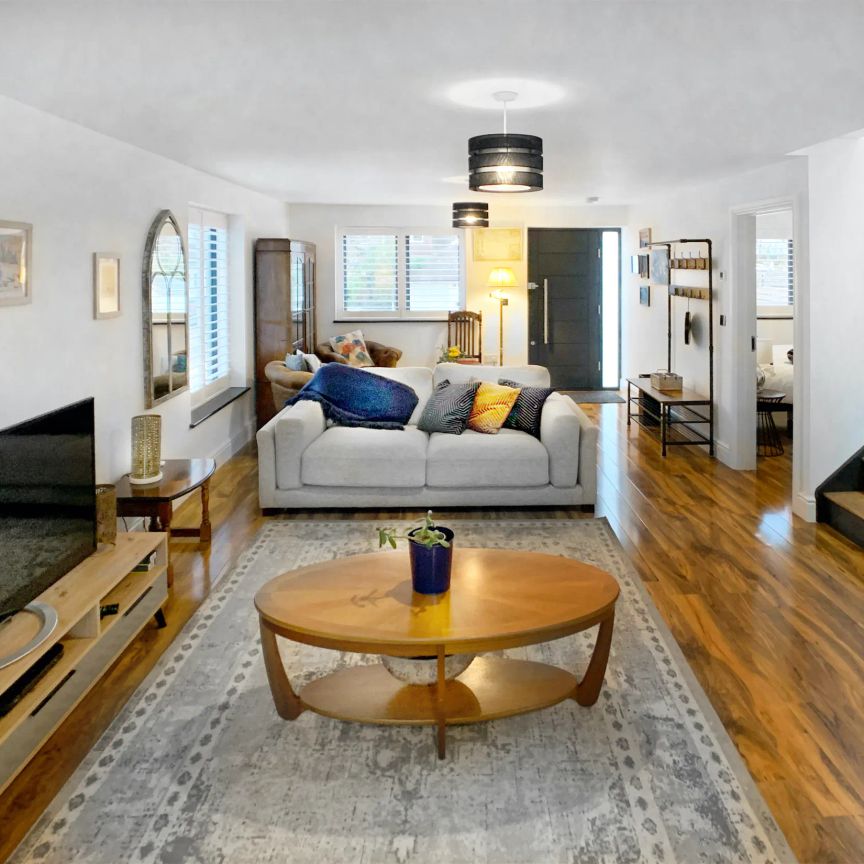 3 Bed, House - Photo 1