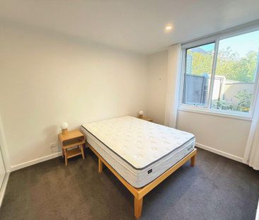 URBAN STYLE MEETS PARKSIDE TRANQUILITY - Photo 4