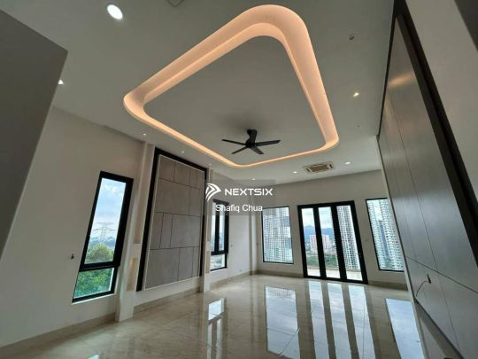 Modern Exclusive Bungalow Country Heights Damansara For Sale or Rent - Photo 1