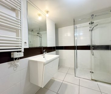 NIMES CENTRE VILLE / PORTE AUGUSTE - GRAND T2 avec BALCON et PARKING - Photo 5