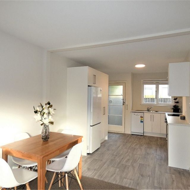 Bright, North-Facing 2-Bedroom Apartment - Photo 1