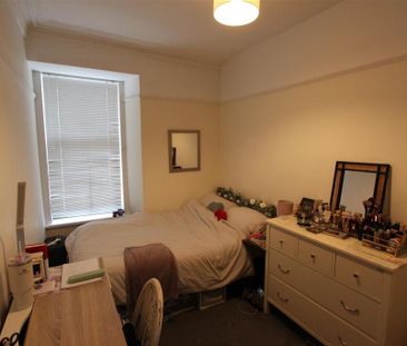 3 bedroom apartment to rent - Photo 6