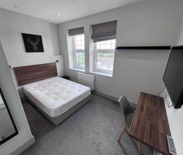 3 bedroom apartment to rent - Photo 1