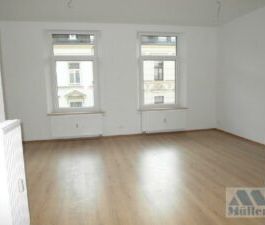 Antonstr. 20, Wohnung 5 ~~~ Einbauküche kann von Vormieter gekauft ... - Photo 1