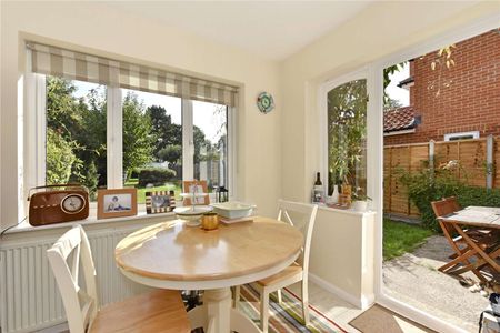 A two bedroom detached cottage with long garden and off street parking less than a quarter of a mile from Cookham Station. - Photo 2