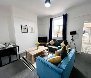 Cirencester Street - Photo 1