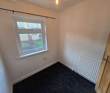 Aireville Grove, Shipley, BD18 - Photo 5