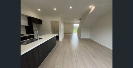 Brand New 4 Bedroom Townhouse | 2 Bathrooms | Double Garage - Photo 3