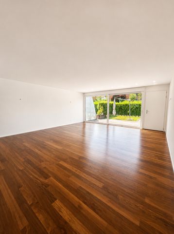Traumhaftes Wohnen mit luxuriösem Ausbau! 1 grosses Schlafzimmer im OG, Rest offen gestaltet - Foto 5