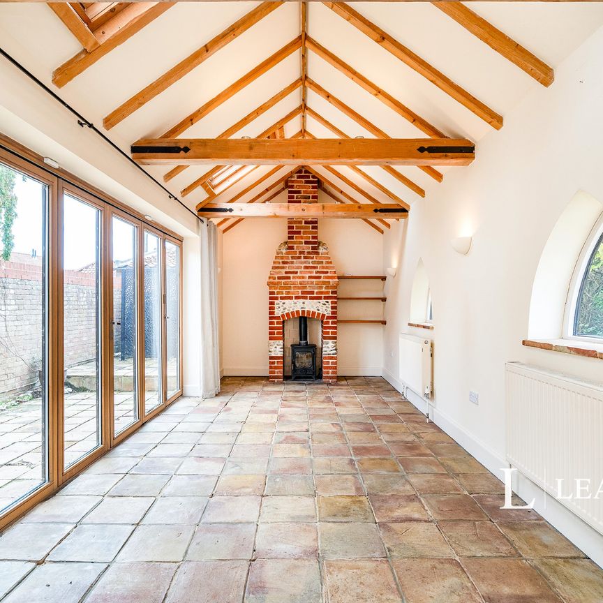 4 bedroom house to rent East Ruston Road, Norwich, NR12 - Photo 1