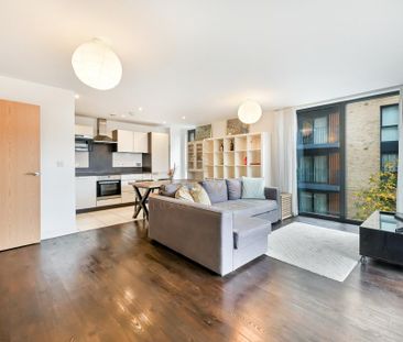 Ottawa House, Canada Water - Photo 1