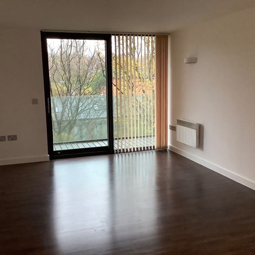 2 Bed Flat, Millau, S3 - Photo 1