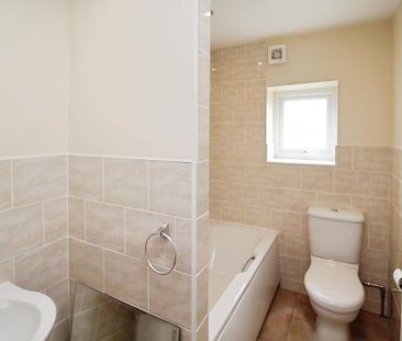 3 bedroom terraced house to rent - Photo 6