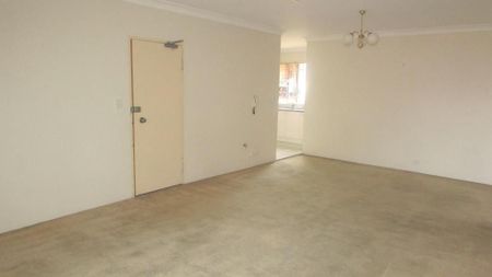 "SPACIOUS TWO BEDROOM UNIT WITH DOUBLE TANDEM GARAGE'' - Photo 2