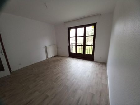 Appartement à louer F3 à Bitche - Photo 2