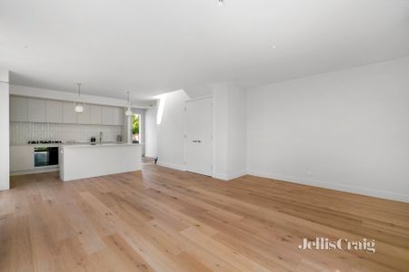 8a Russell St, Prahran - Photo 4