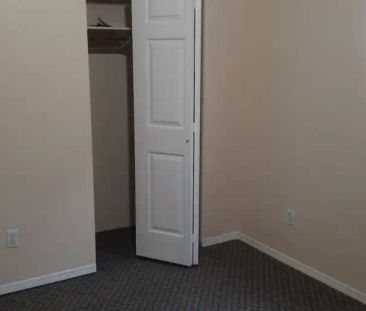 2 bed/1 bath large includes utilities | Surrey - Photo 1