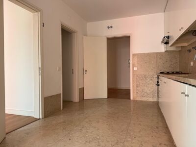 T1 para arrendar no Chiado com parqueamento - Photo 4