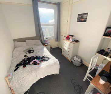 4 bedroom house to rent - Photo 3