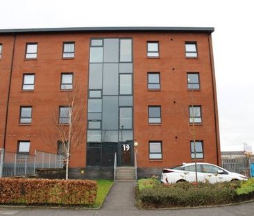 Cardon Square, Renfrew - Photo 4