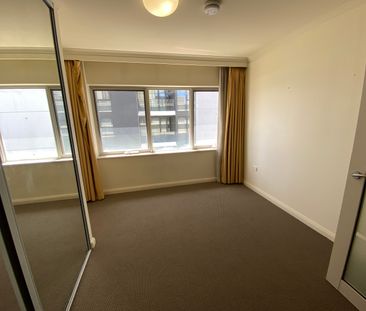716/2 Akuna Street, City ACT 2601 - Apartment For Rent | Domain - Photo 2