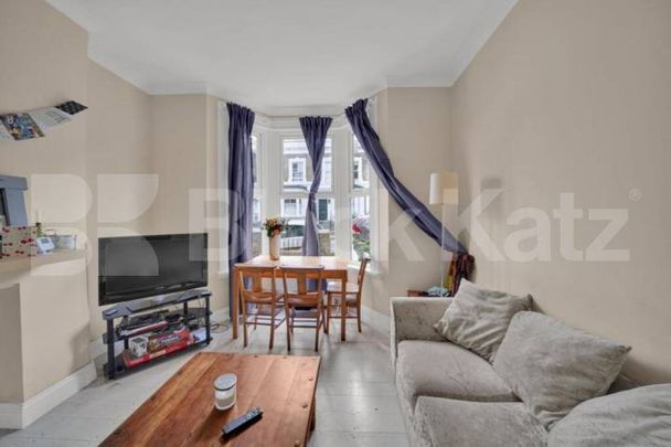 Spacious 6-Bedroom House – Perfect for Students & Professional Sharers - Photo 1