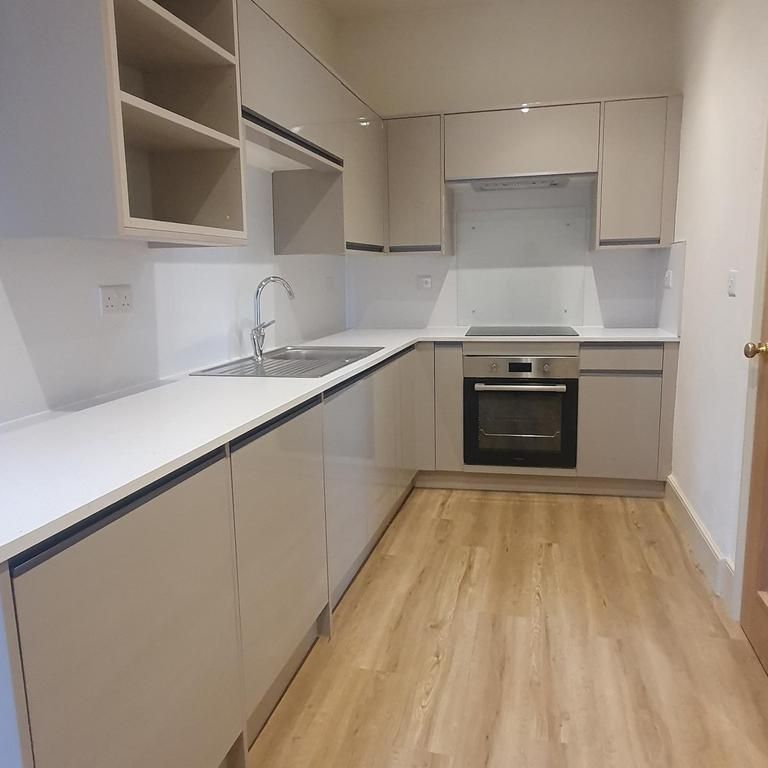 2 bedroom duplex to rent - Photo 1