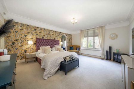 5 bedroom semi-detached house to rent - Photo 3