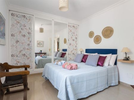 Piso de alquiler en Calle Calle Jaén, 2, Caleta de Vélez - Photo 4