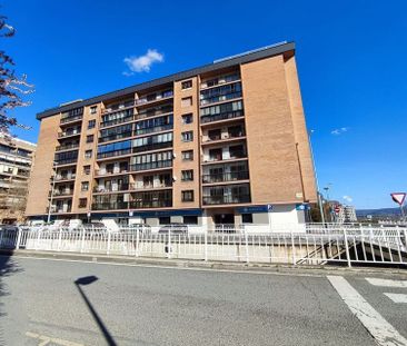 Alquiler de piso en Calle Esquíroz - Foto 3