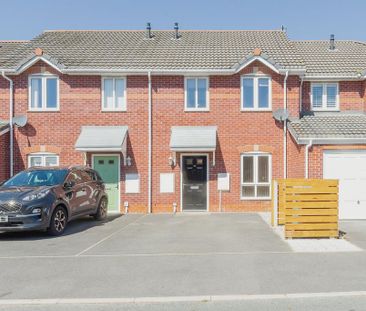 3 bedroom terraced house to rent - Photo 6