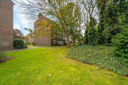 Brick Farm Close, Kew, TW9 - Photo 4