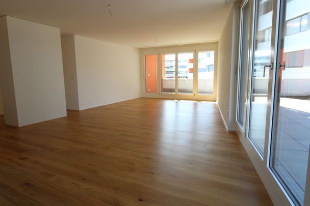 Moderne 2.5-Zimmerwohnung an zentraler Lage in Bülach - Foto 1