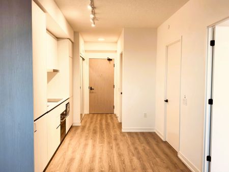 For Lease - 8 Interchange Way Unit# 3510, Vaughan, Ontario - Photo 5