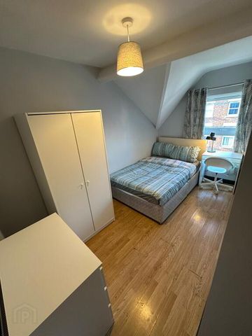 Room 4, 37b Wellesley Ave, Belfast, BT9 6DG - Photo 2
