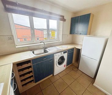 2 bedroom flat to rent - Photo 5