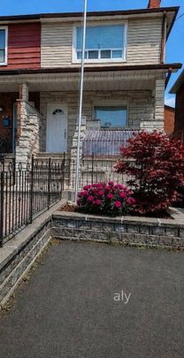 For Lease - 321 Caledonia Road Unit# upper, Toronto, Ontario - Photo 1