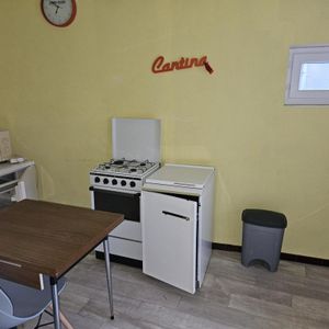 Location Appartement 1 pièce Meublé 26m² LE CREUSOT 71200 - Photo 2