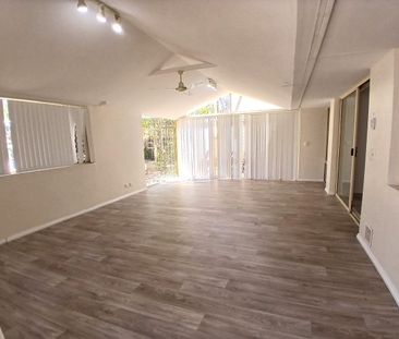 LIVELY HOME AND WORKSHOP - Photo 1