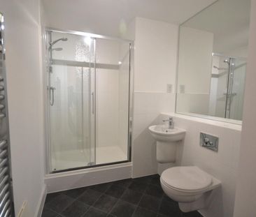1 bedroom Flat To Let - Photo 4