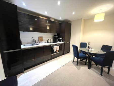 2 bedroom apartment to rent - Photo 3