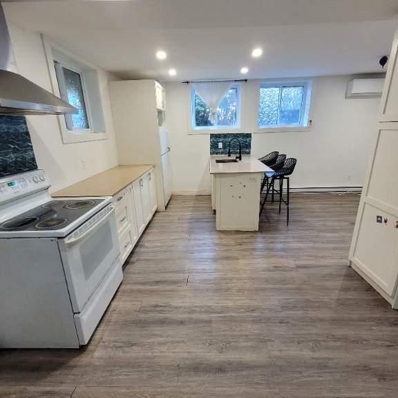 Logement 4 1/2 spacieux et rénové à Vaudreuil-Dorion avec stationnement - Photo 1