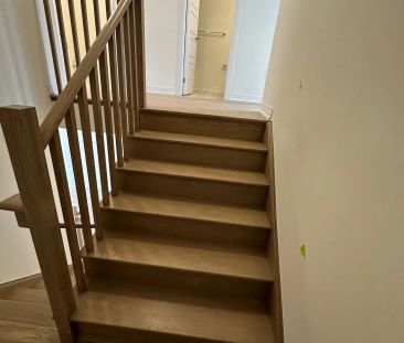 Condo Townhouse For Lease | X8472960 - Photo 5