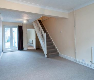 2 bedroom terraced house to rent - Photo 2